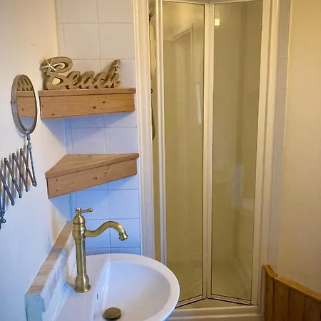 Aqua Shack At Pure Shores Retreats Newquay (Cornwall)